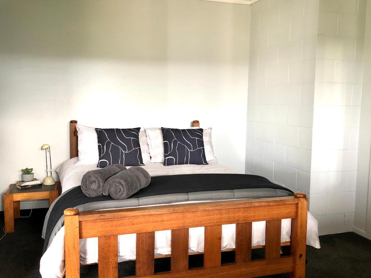 Gilmour Getaway Apartment Раглан Екстериор снимка